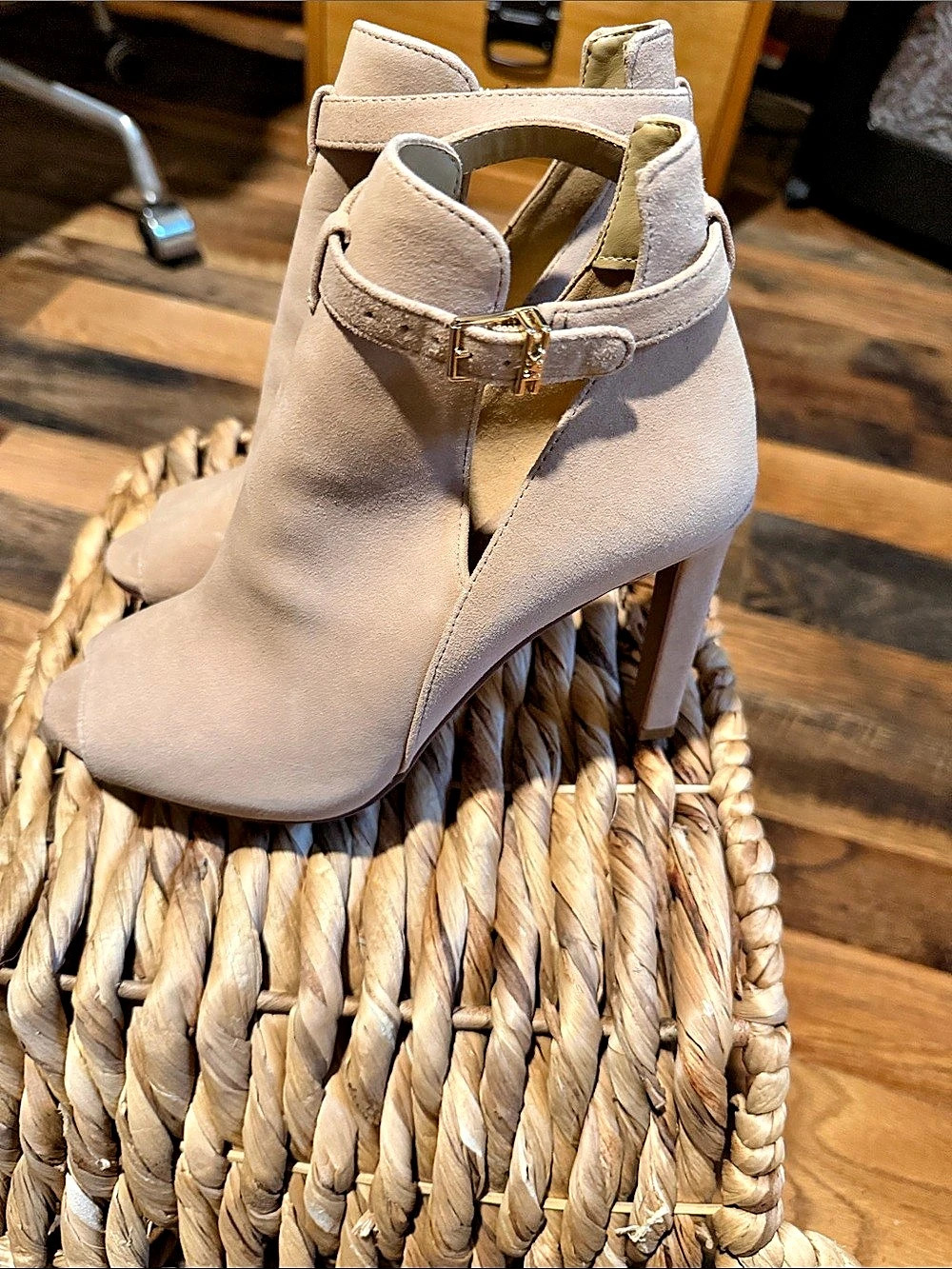 MICHAEL Kors Pointed Toe Heeled Booties in Beige